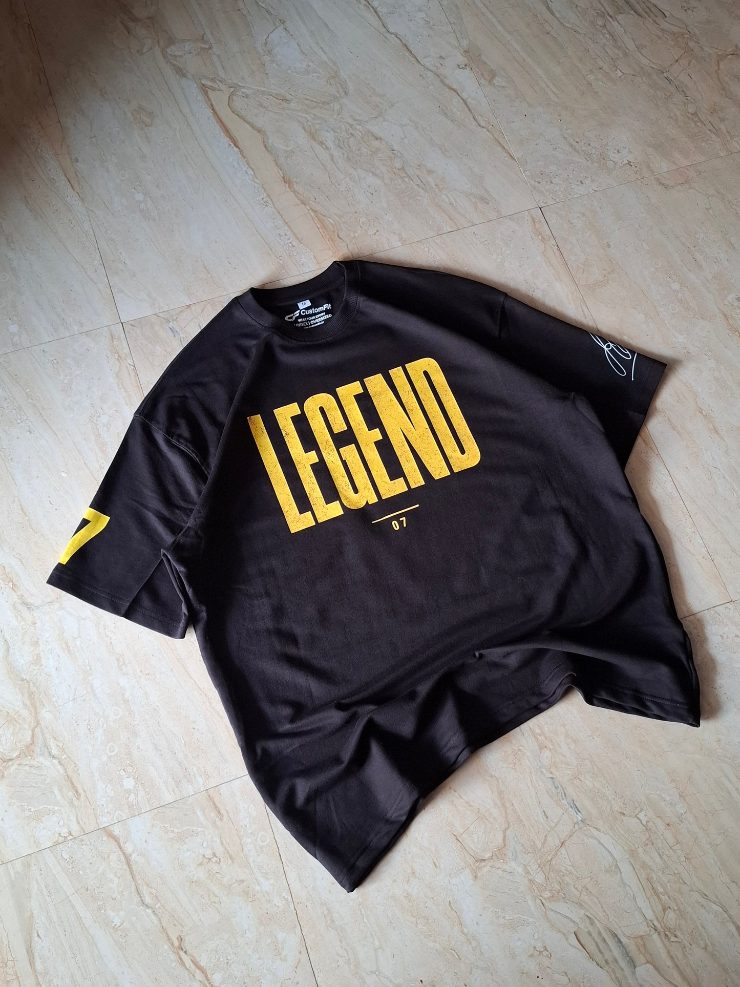 Mahi - The Legend Oversized Tshrit